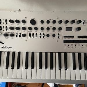 Sintetizador Korg Minilogue