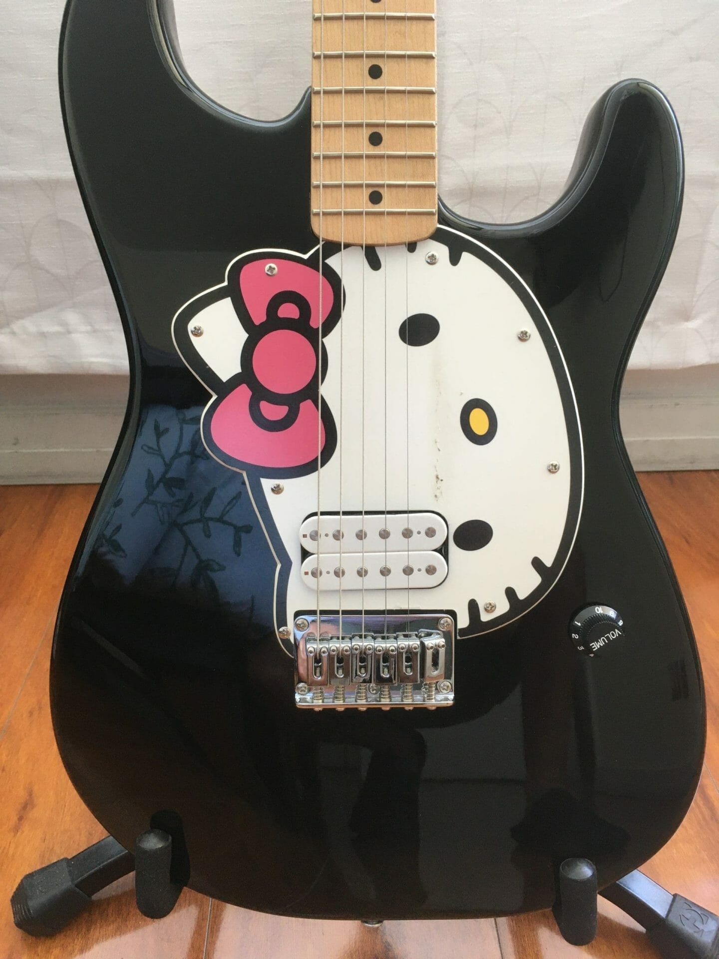 Fender Squier StratoCaster Hello Kitty - Imagen 6