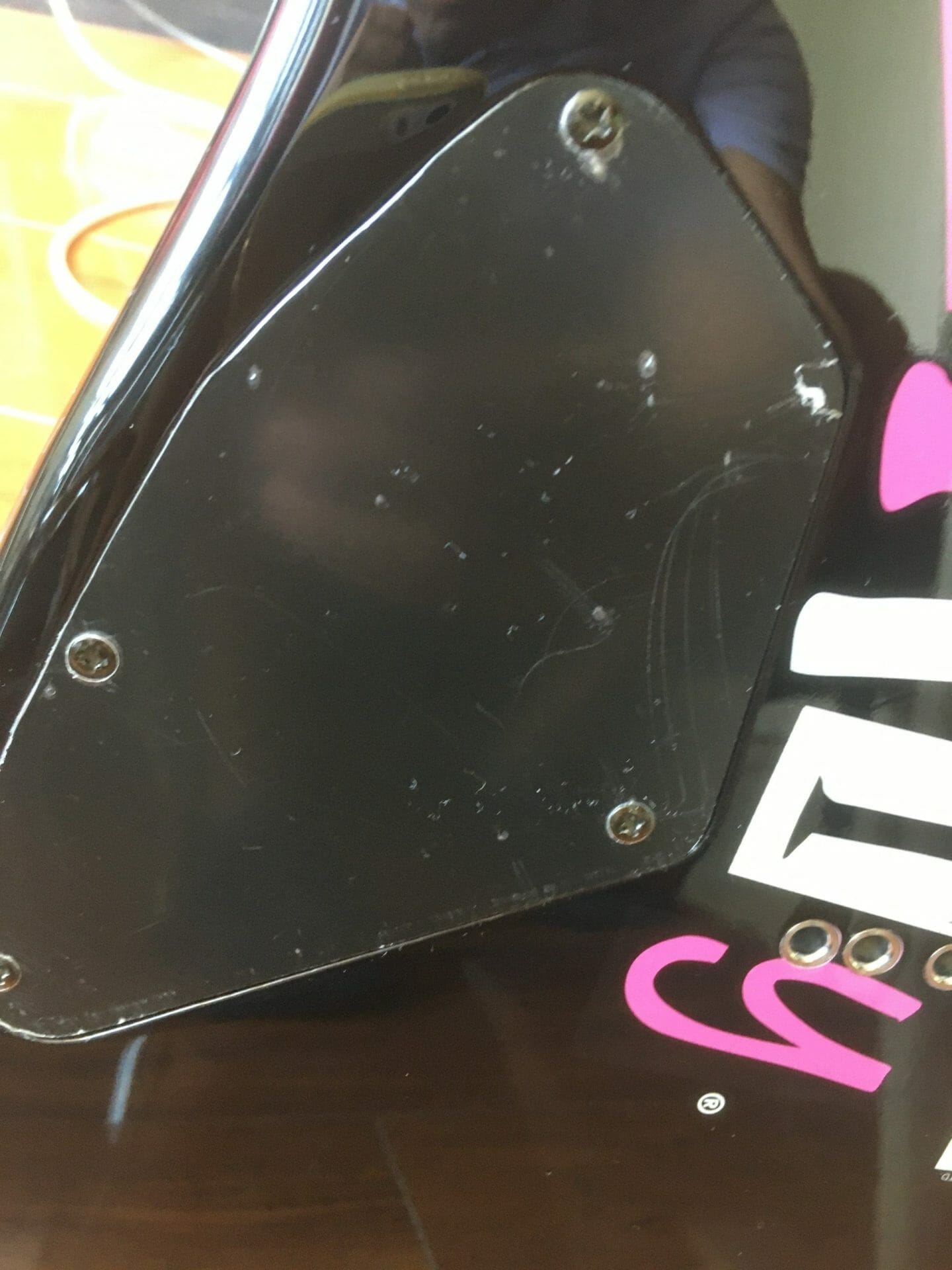 Fender Squier StratoCaster Hello Kitty - Imagen 5