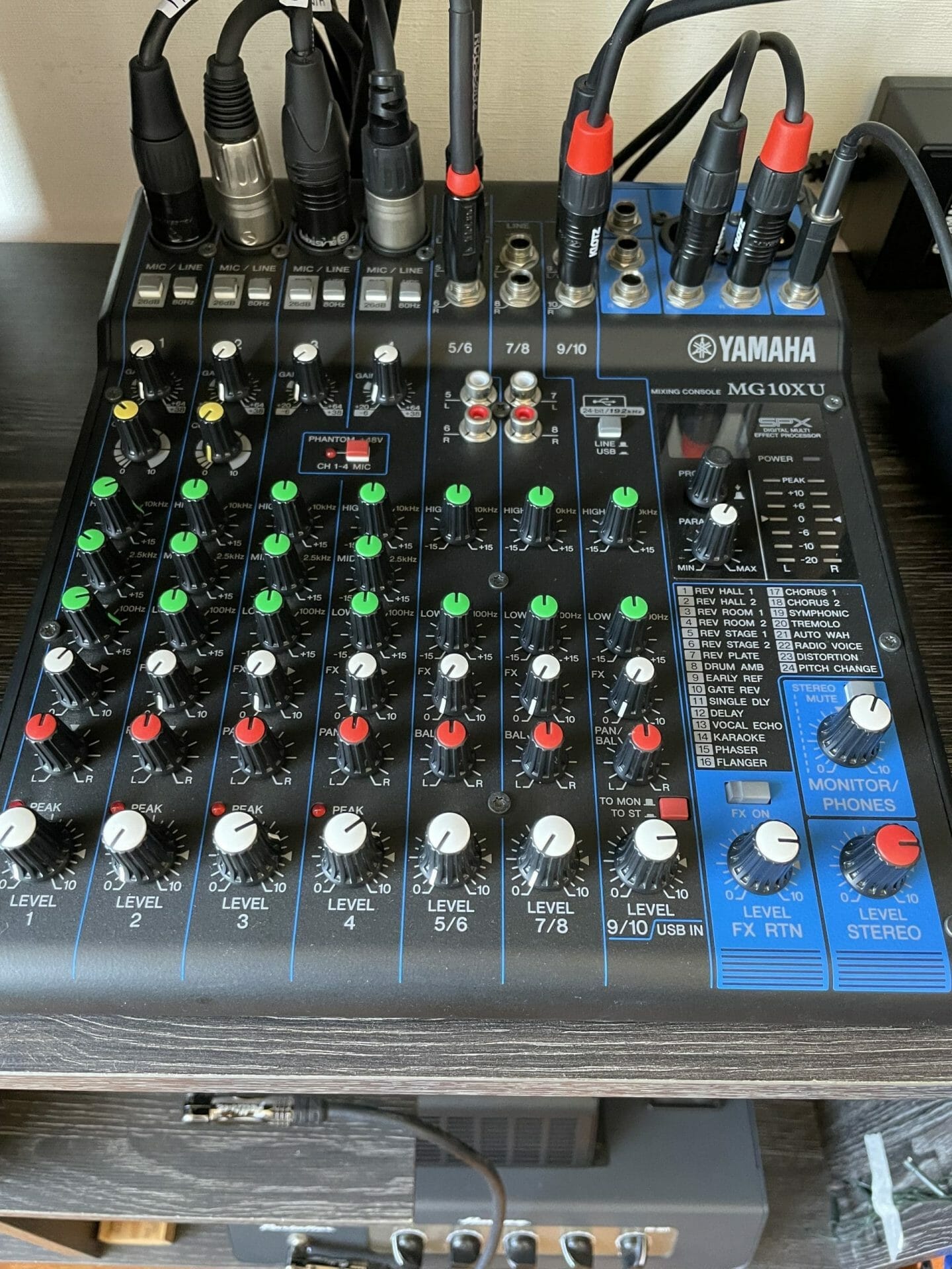 Mixer Yamaha MG10XU Reverb Chile