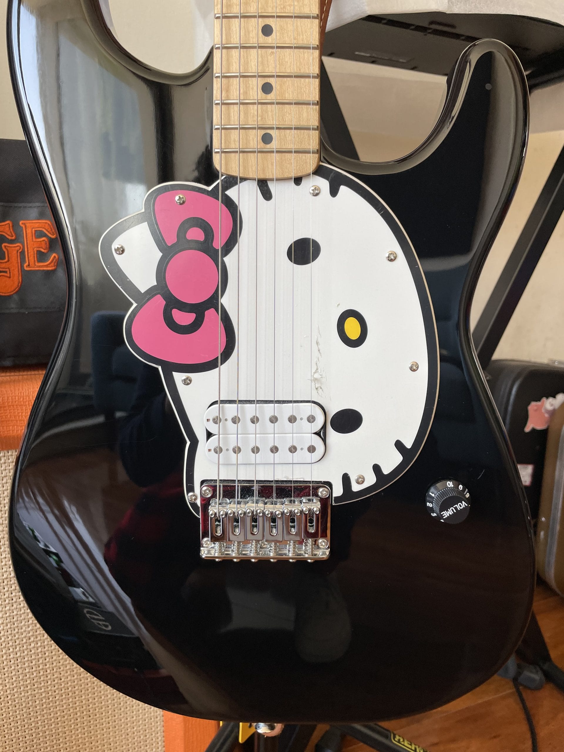Fender Squier StratoCaster Hello Kitty - Imagen 2