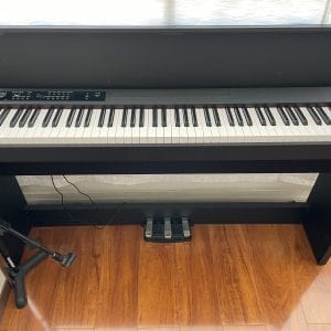 Korg LP-380 U – Piano Digital