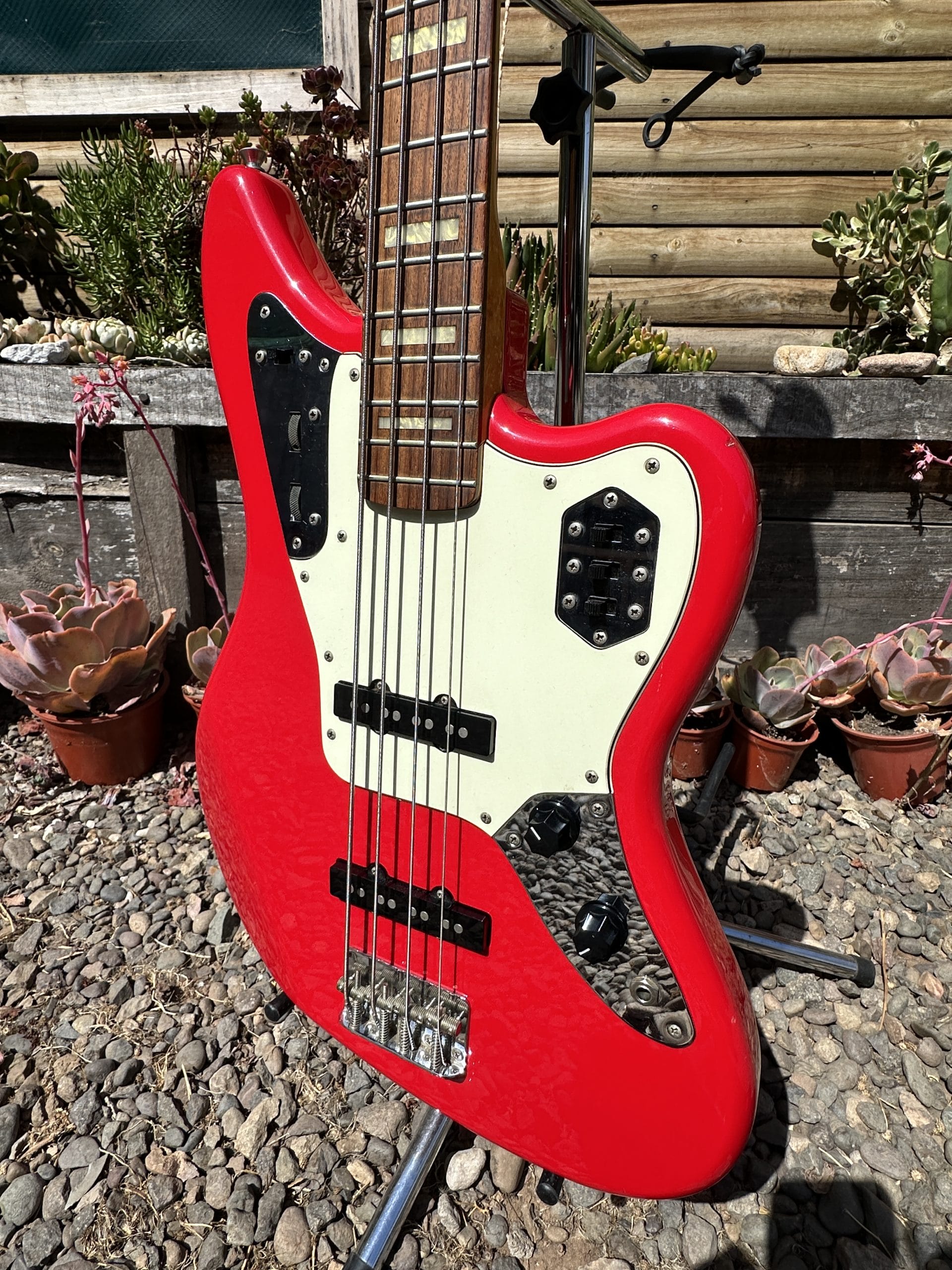 Fender Jaguar Bass Crafted in Japan (activo/pasivo) - Imagen 2