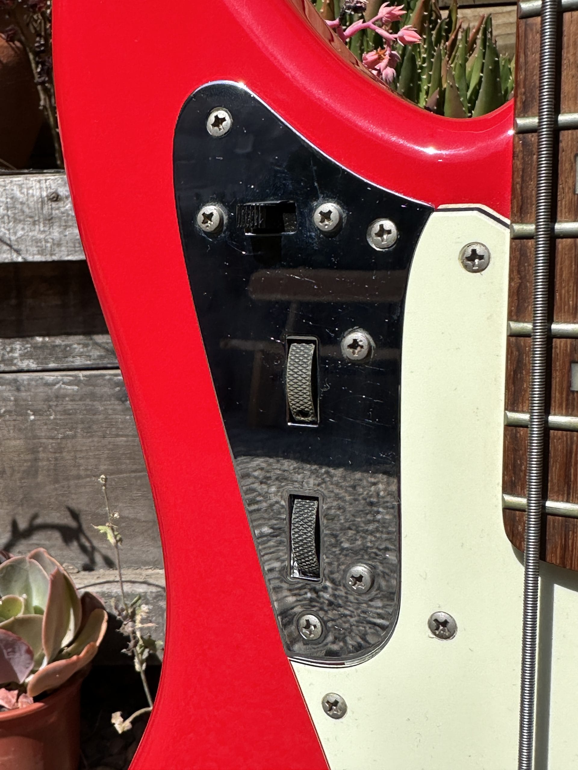 Fender Jaguar Bass Crafted in Japan (activo/pasivo) - Imagen 8